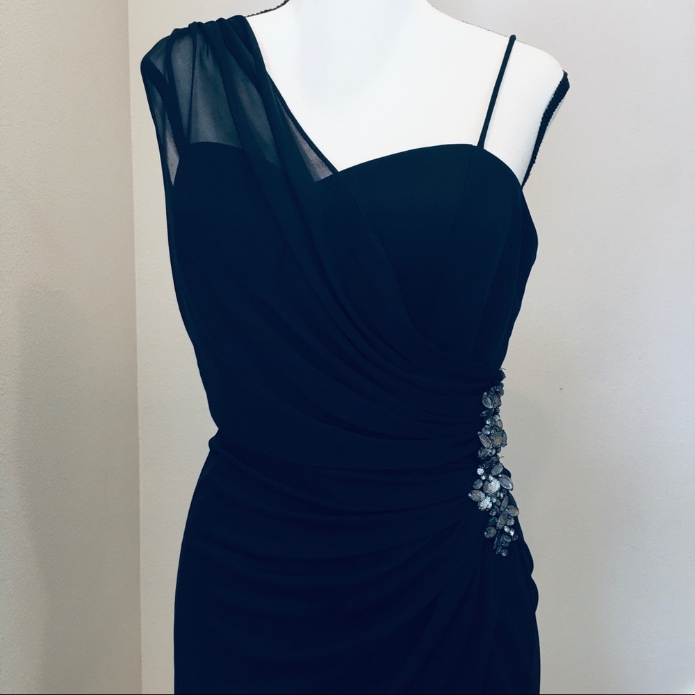 Cache Formal Gown - Picture 4 of 10